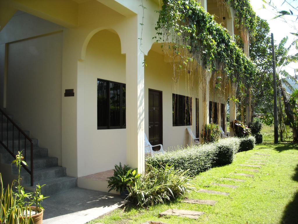 Mood Mansion Hotel Kamala Beach Room photo